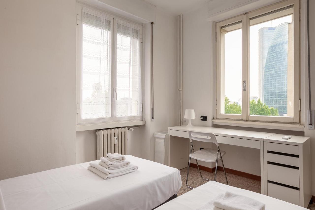 Spazioso - City Life - Fiera - Alcuino 5 Apartment *